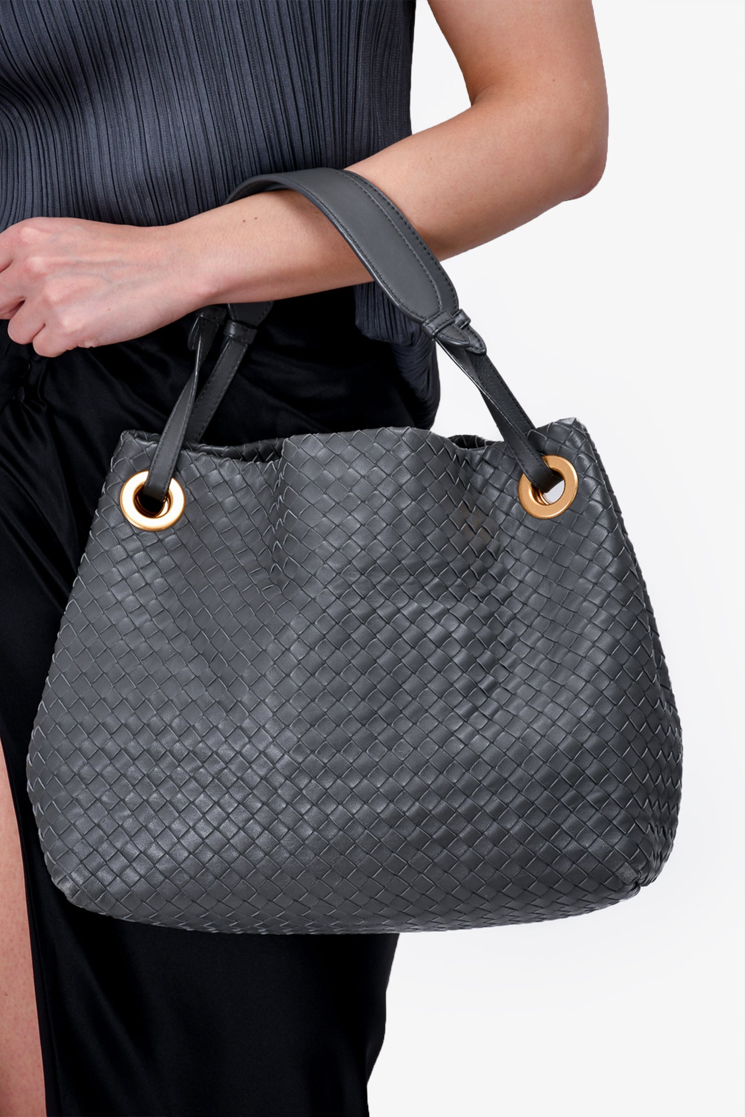 Bottega Veneta Grey Intreciatto Leather Bella Tote Bag – Mine & Yours