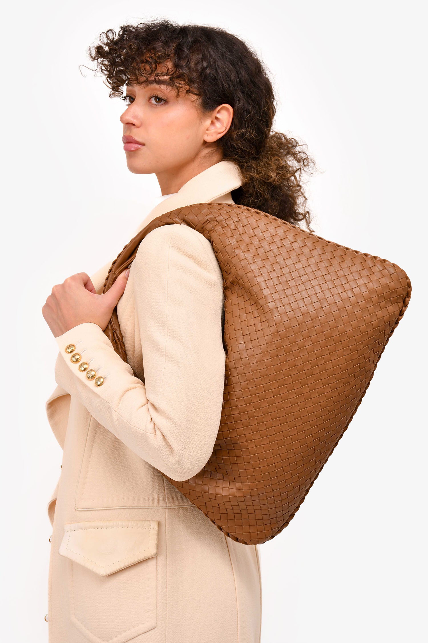 Bottega Veneta Brown Leather Intrecciato Shoulder Bag – Mine & Yours