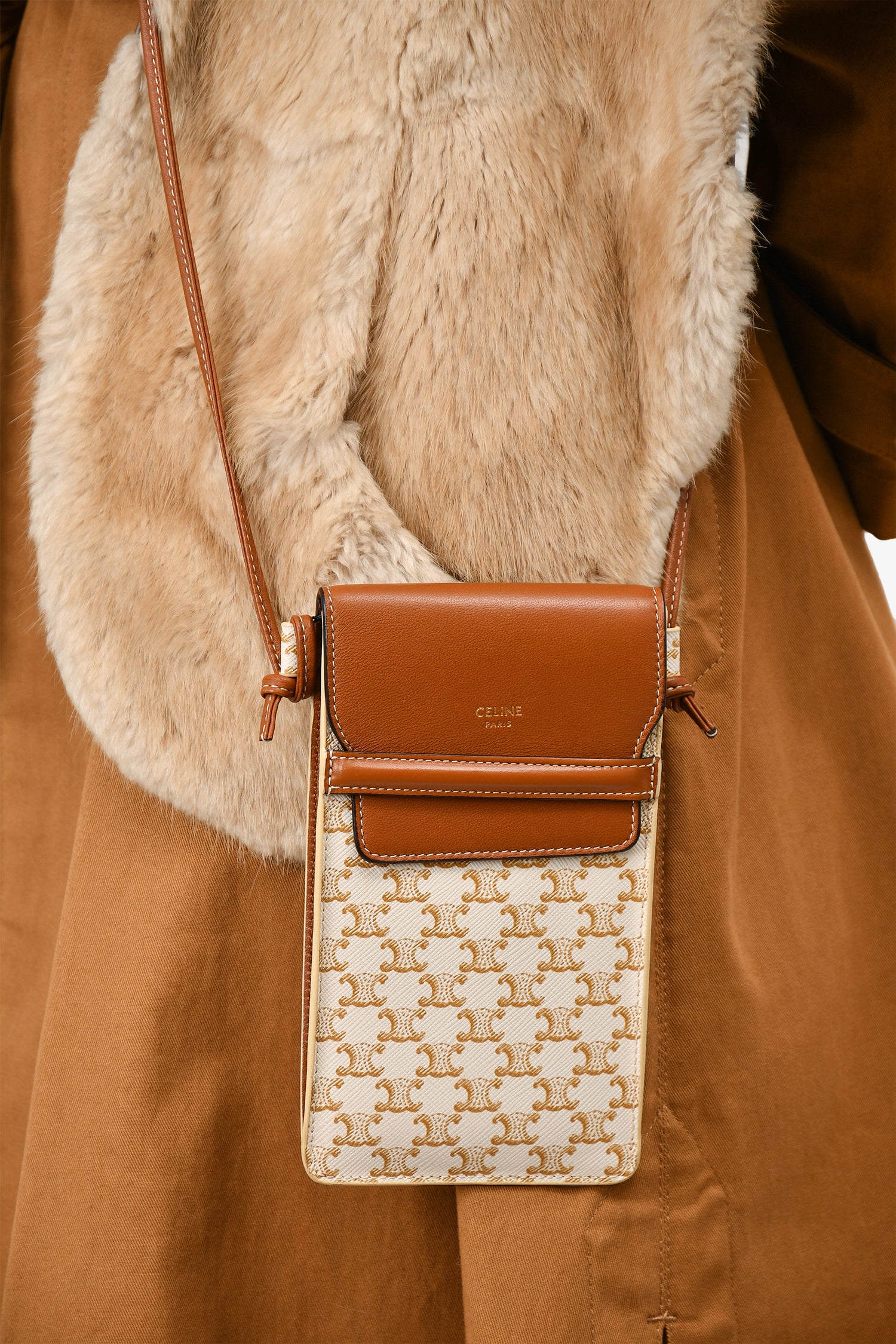 Celine Brown/White Leather/Canvas Triomphe Phone Pouch – Mine & Yours Celine Brown/White Leather/Canvas Triomphe Phone Pouch – Mine & Yours