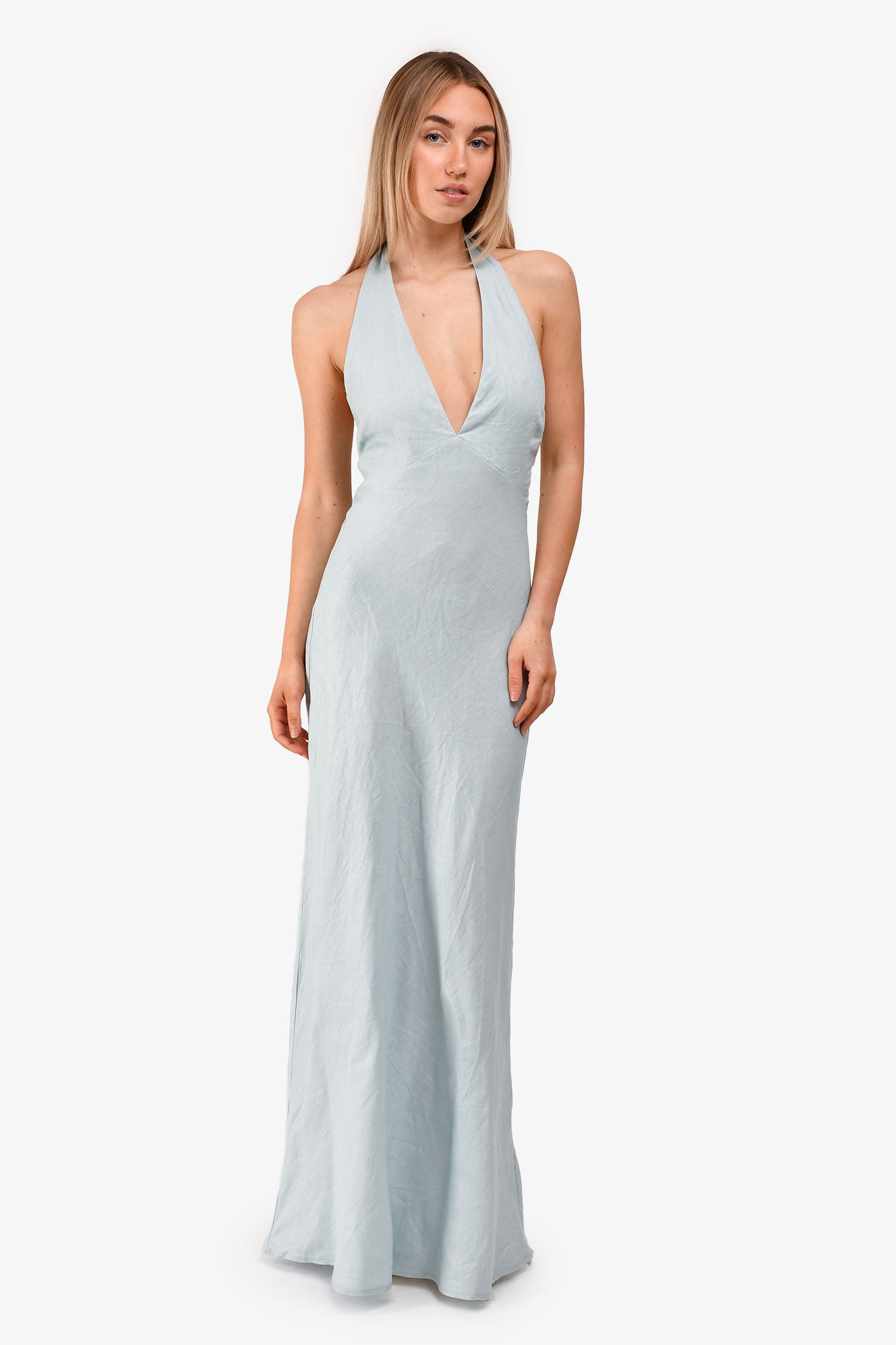 sachin and babi light blue dress Tsukko White Tulle Deep V Neck Halter Beach Dress Sweet Sleeveless Pleated  Empire Waist Vacation, White, Small : Amazon.ca: Clothing, Shoes &  Accessories main image 1