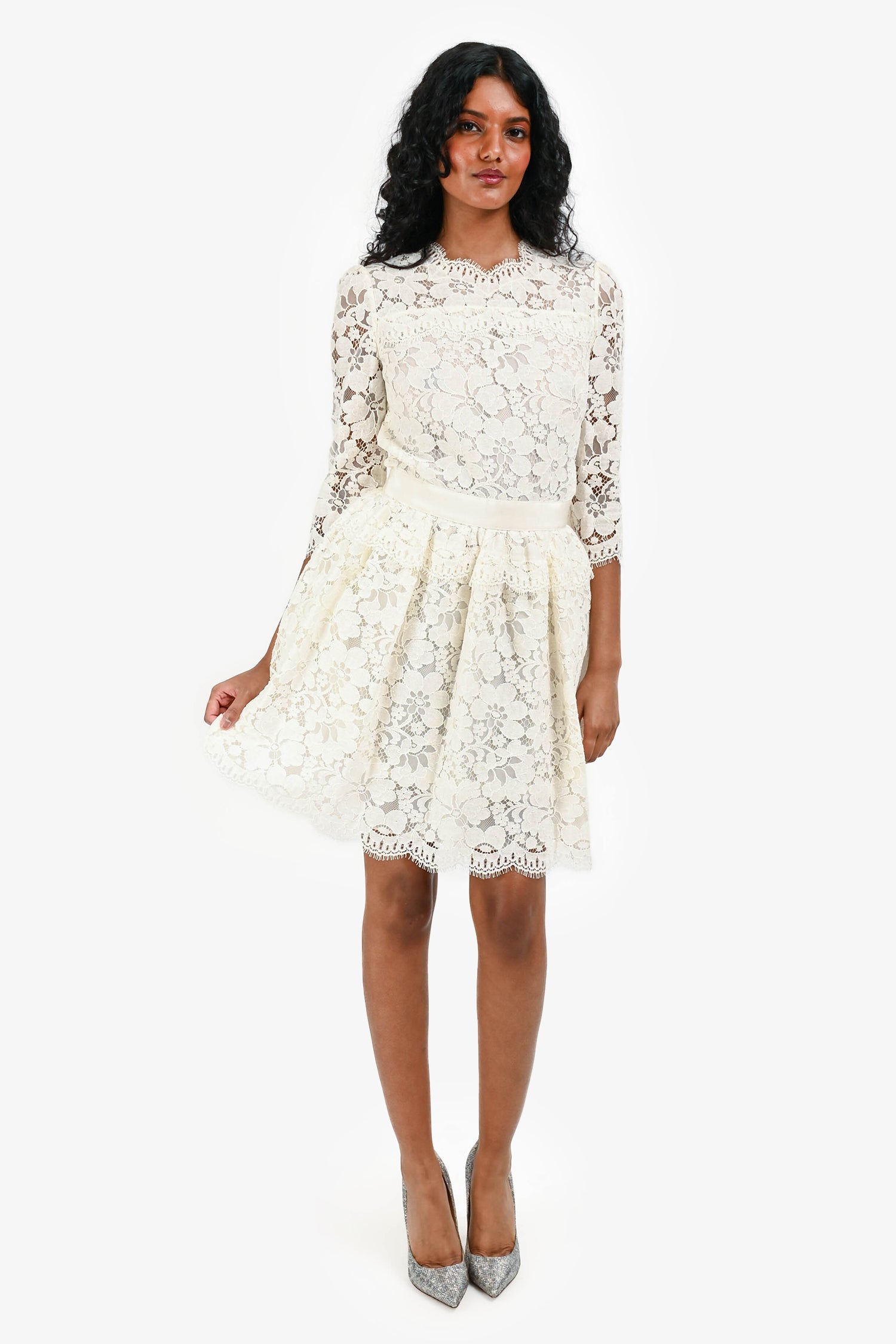 Alexander McQueen White Lace A-Line Dress Size 40 Mine & Yours Alexander McQueen White Lace A-Line Dress Size 40 Mine & Yours