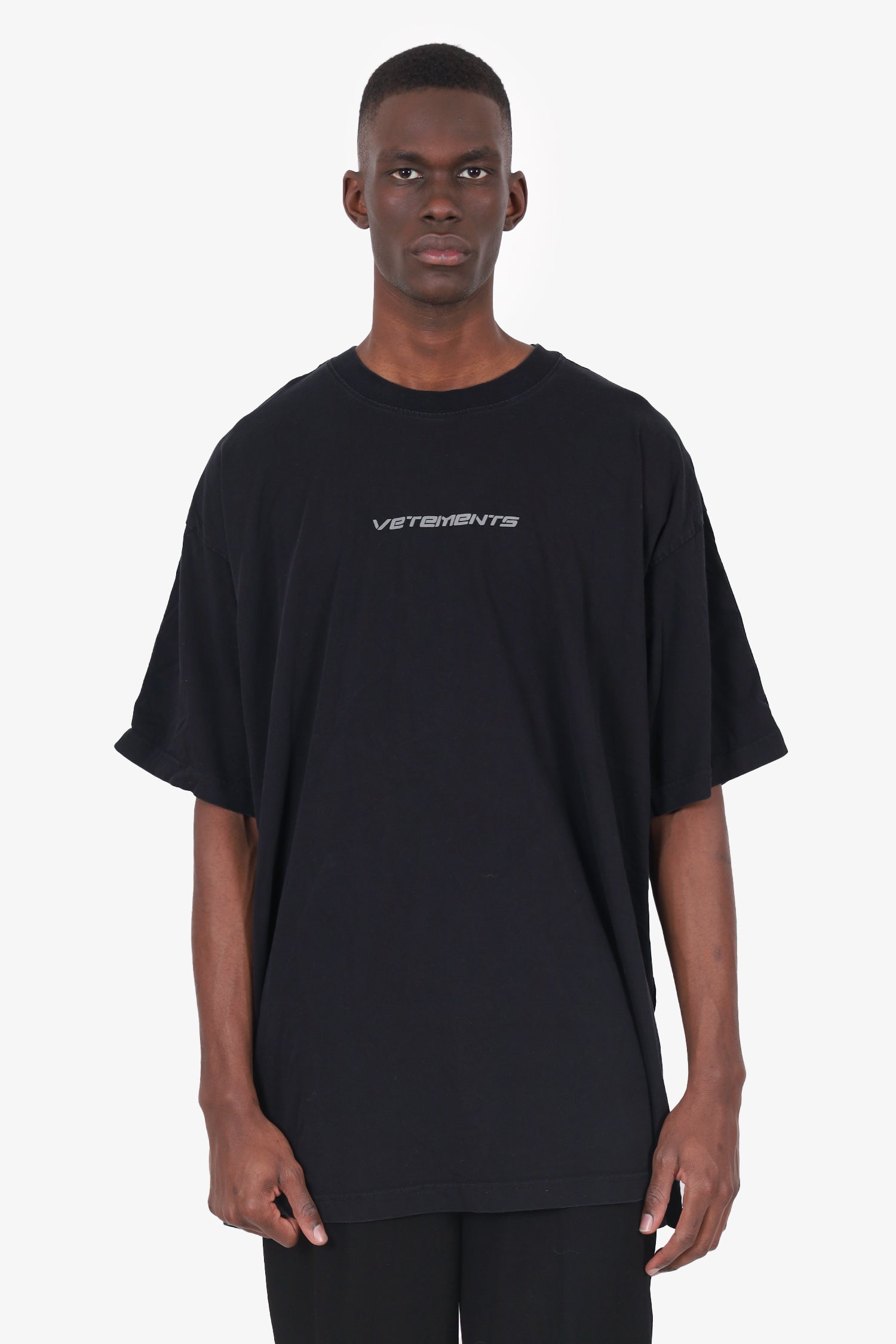 VETEMENTS Black Logo Taped Oversized T-Shirt Size L Mens – Mine
