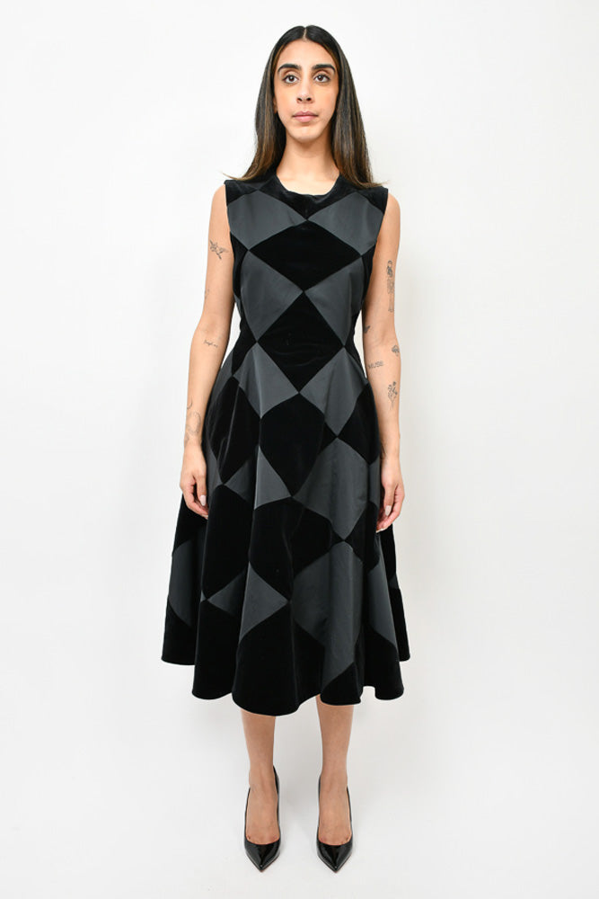 Roksanda Black/Gray Velvet Diamond Patterned Sleeveless Dress sz 14 Mine & Yours Roksanda Black/Gray Velvet Diamond Patterned Sleeveless Dress sz 14 Mine & Yours