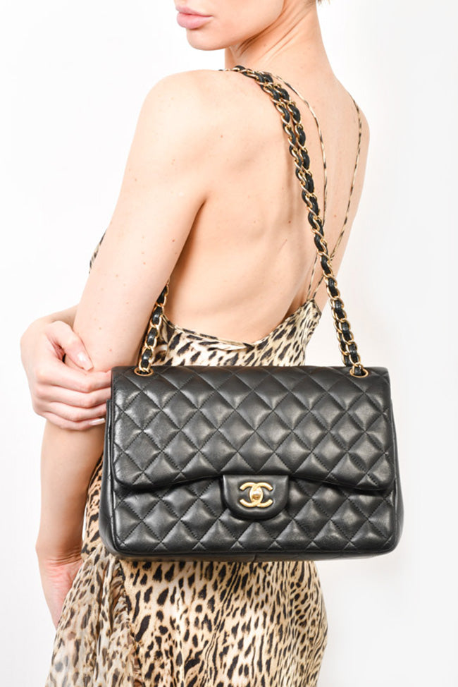 Chanel 2018 Black Lambskin Leather Jumbo Double Flap Shoulder Bag – Mine &  Yours
