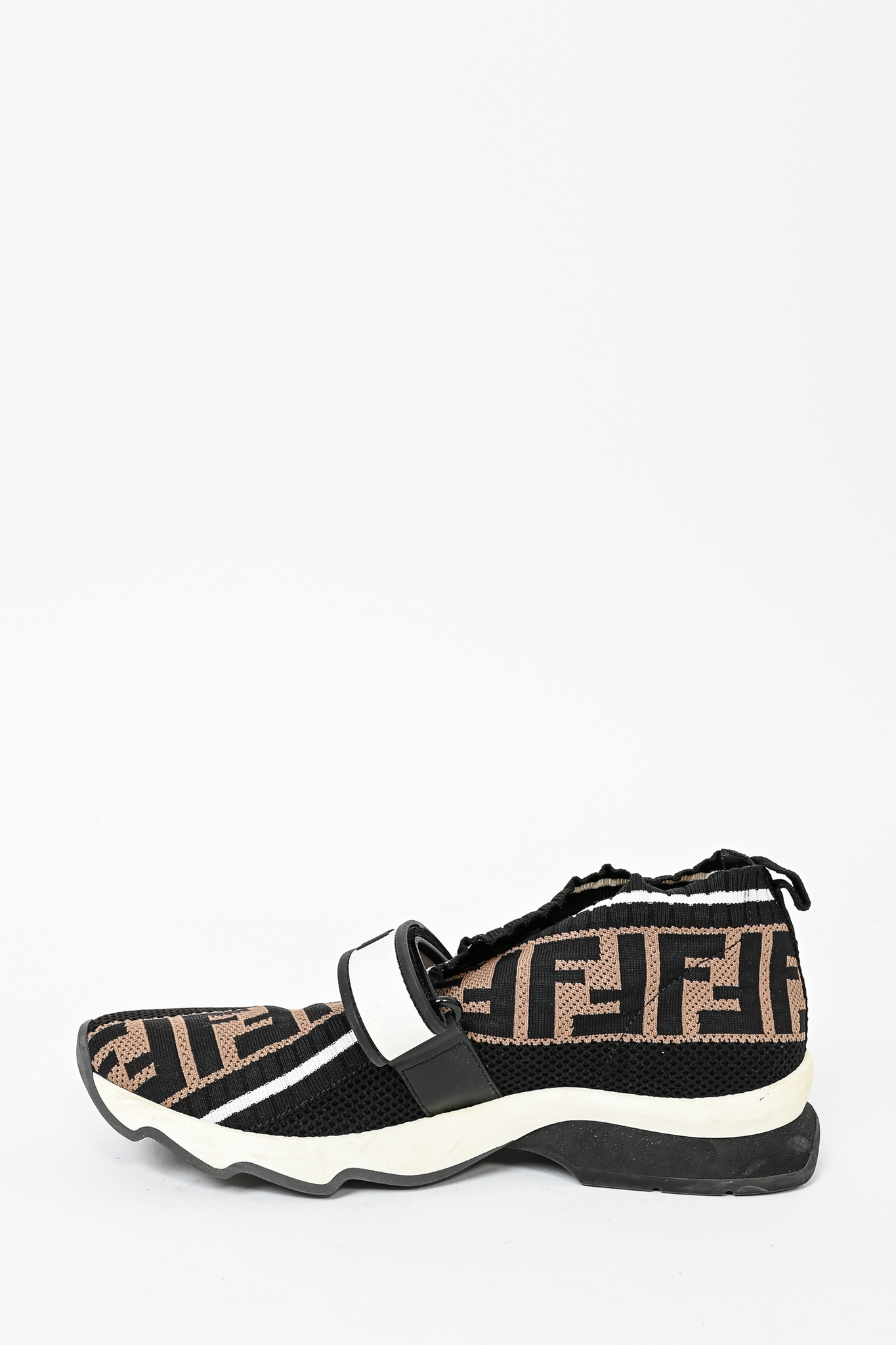 Love sales fendi sneakers