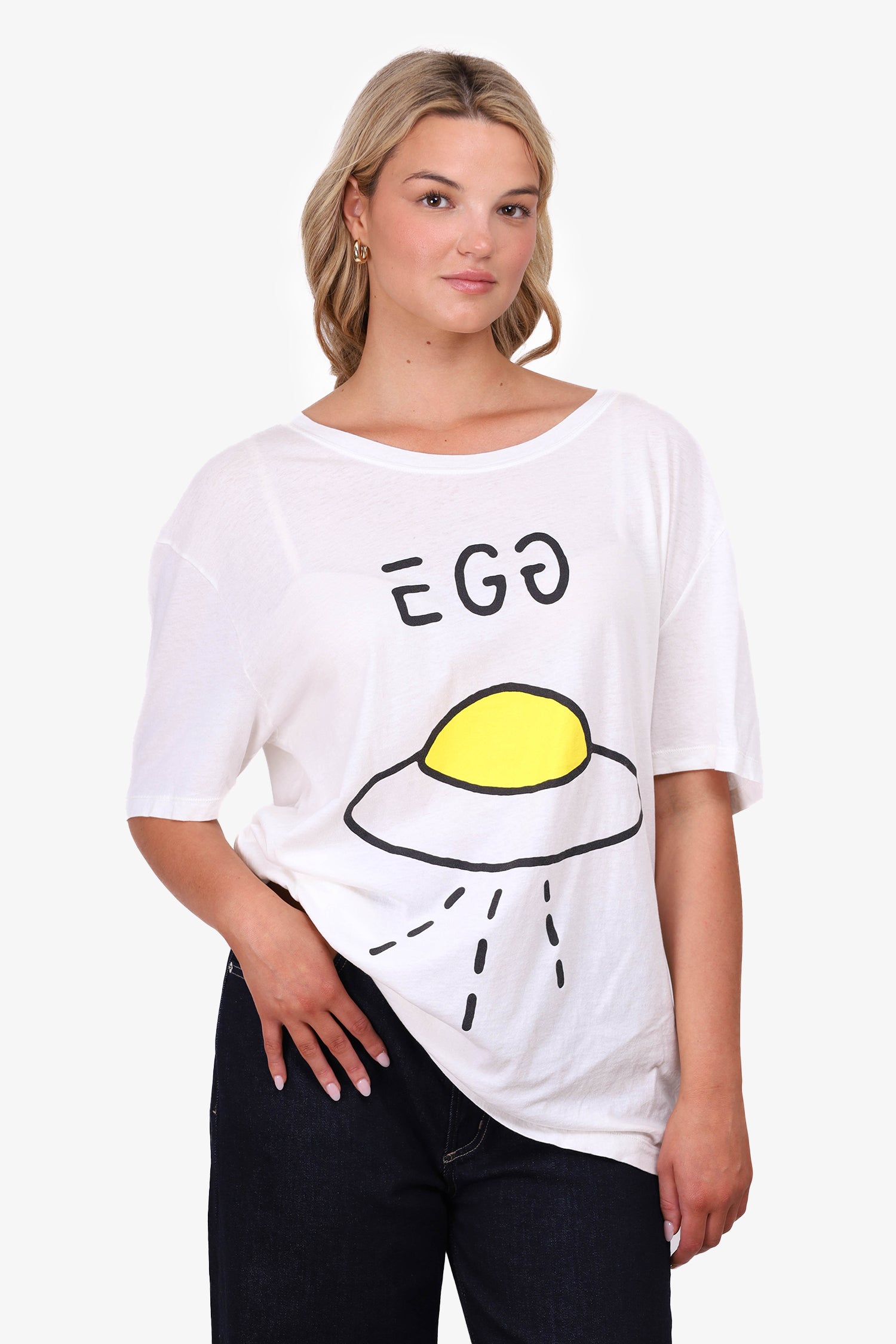 Gucci White Egg Print T-Shirt Size XXL – Mine & Yours