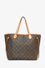 Louis Vuitton 2009 Monogram Neverfull MM Tote Bag