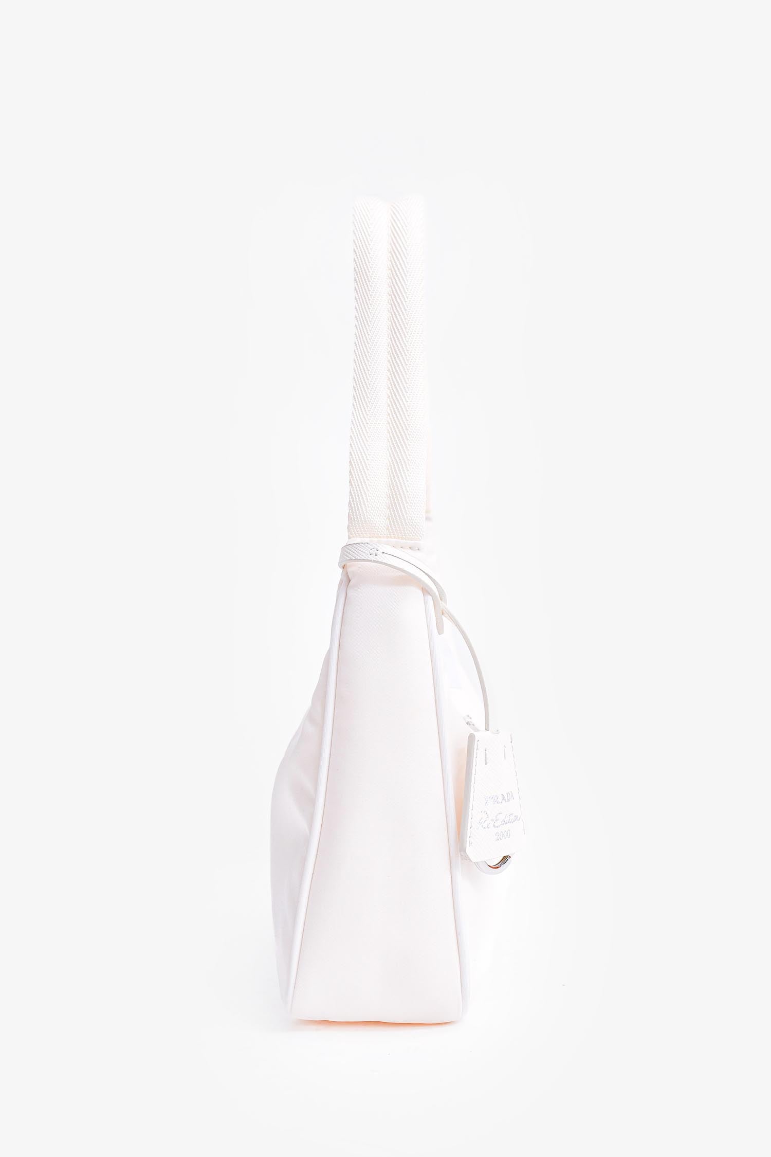 バッグ 2000ss prada boring bag white バッグ 2000ss prada boring bag white prada 2000s bowling bag