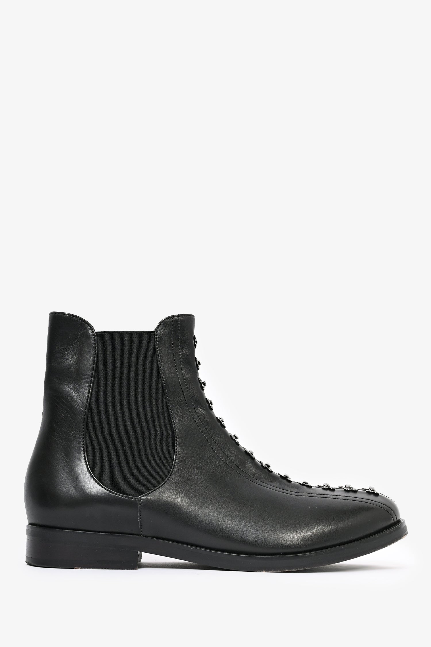Alaïa Black Leather Metal Detailed Chelsea Boots Size 35.5 – Mine & Yours