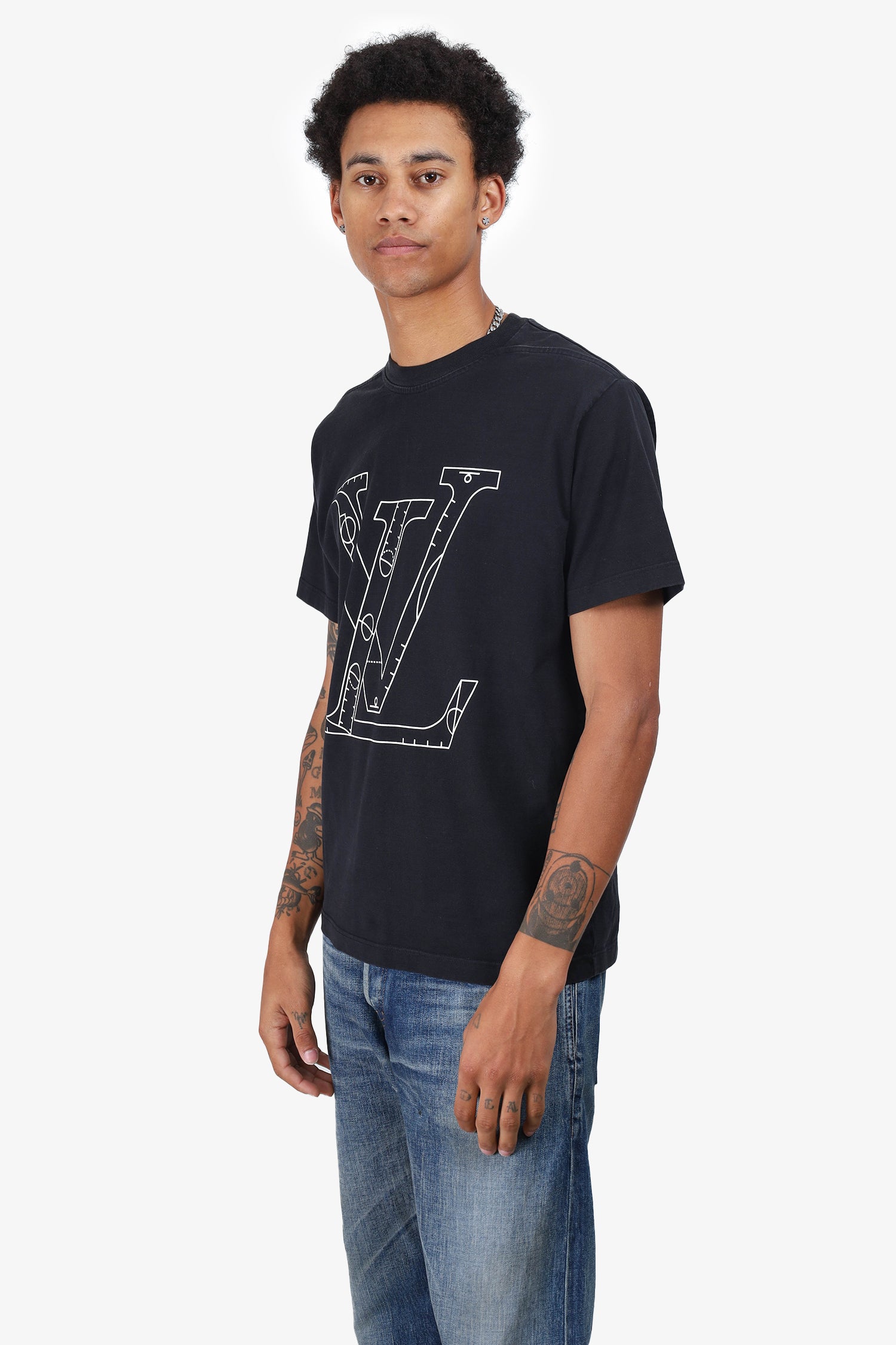 Louis Vuitton x NBA Black Logo T-Shirt Size M Mens – Mine & Yours