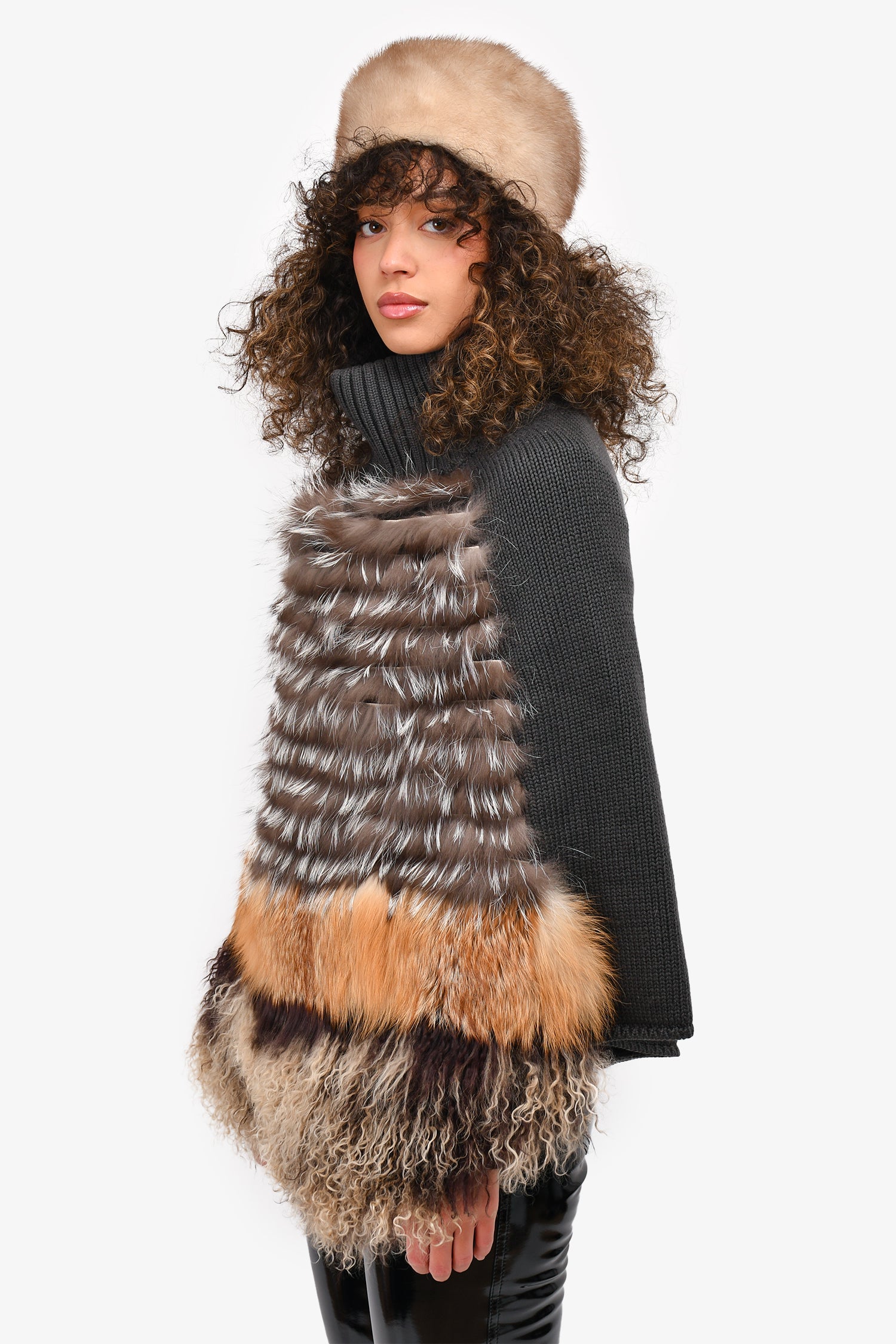 Weekend Max Mara Grey Wool Knit Poncho with Fox/Lamb Fur Est. Size