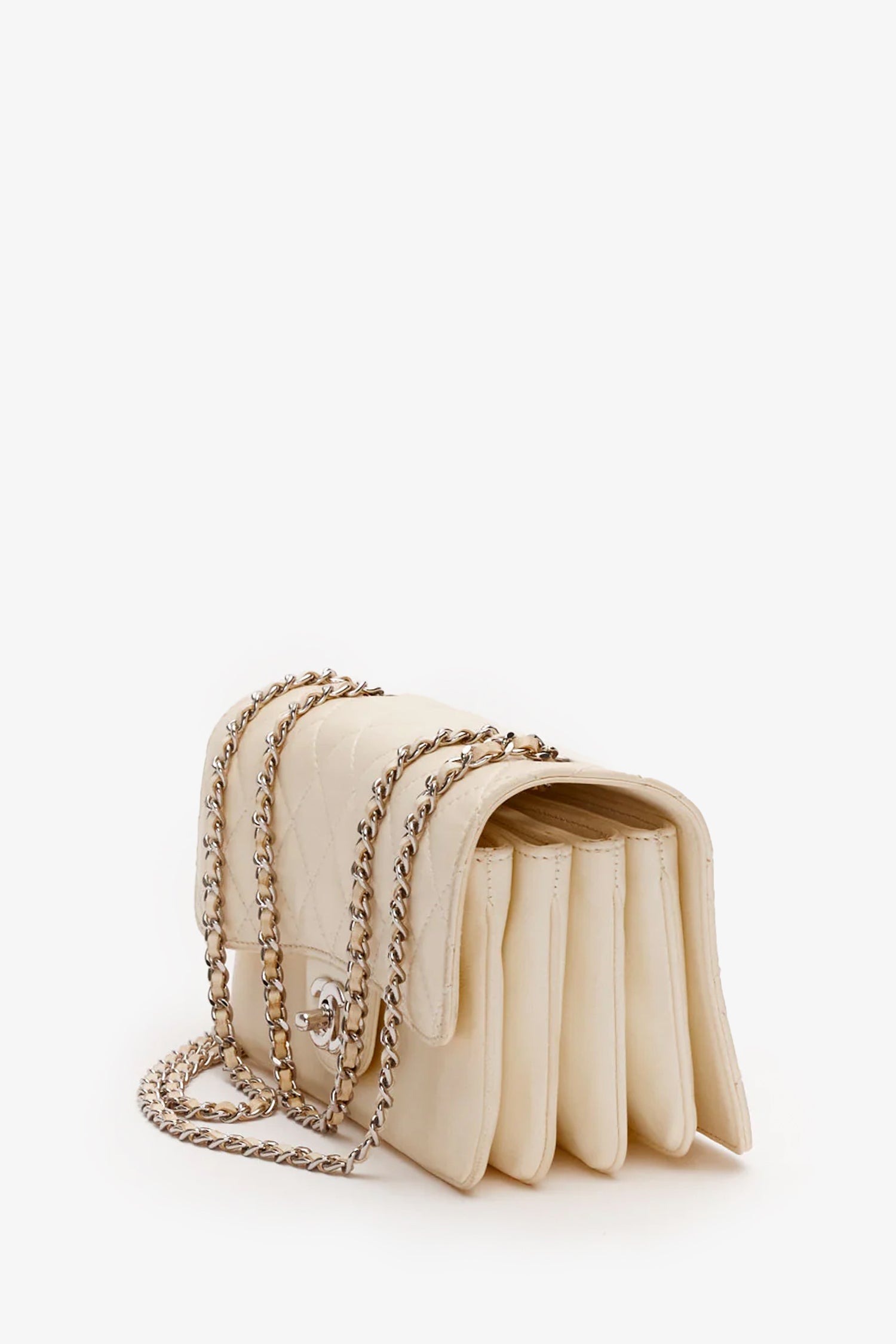 Pre-Loved Chanel™ Cream Lambskin Timeless Bag – Mine & Yours