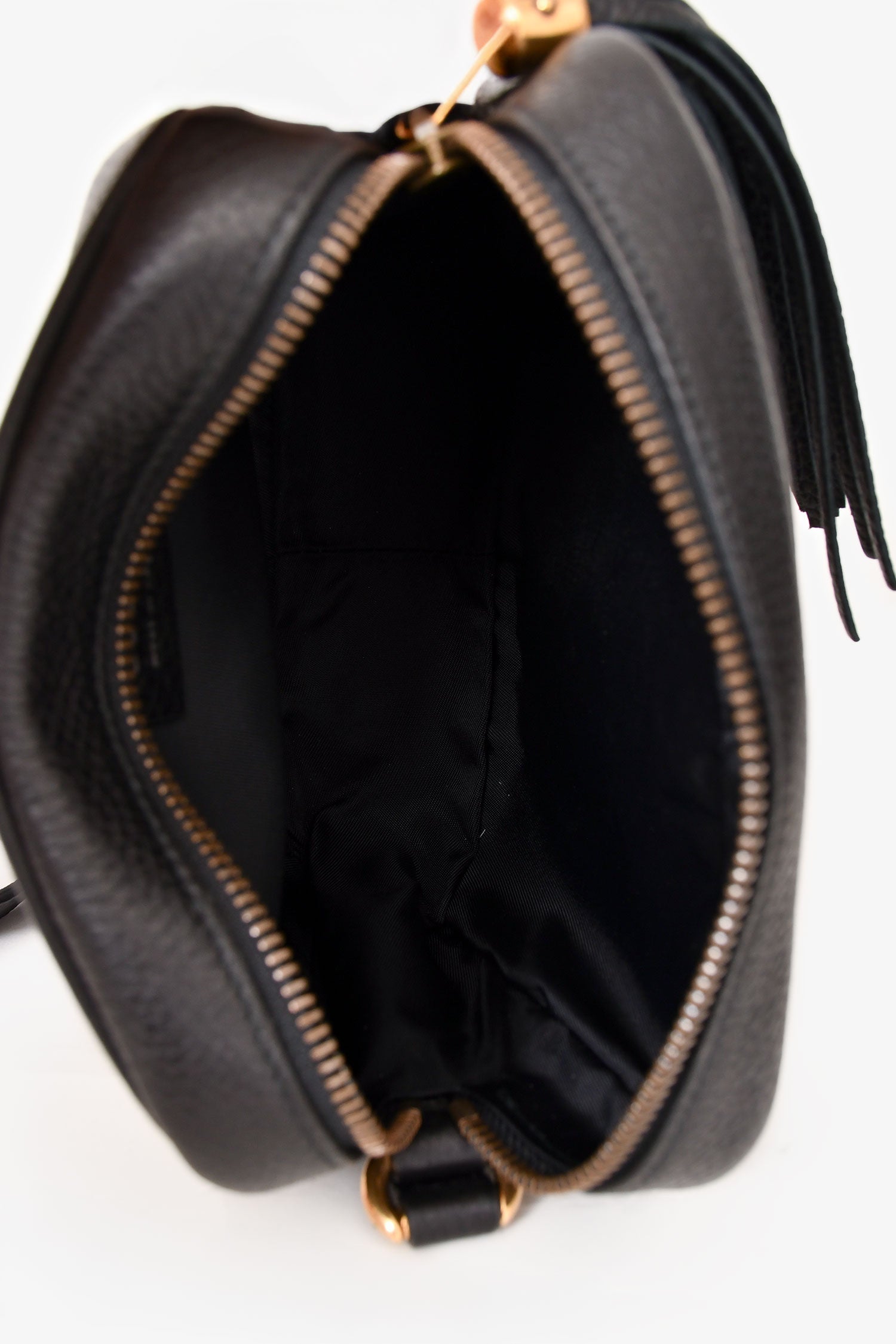 Gucci Black Leather Soho Disco Camera Bag – Mine & Yours