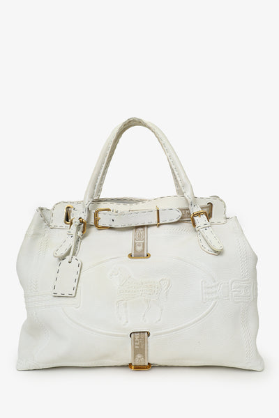 FENDI ホワイトパスポートケース 8BN335ARBBF1JBP_03?wid=2000&