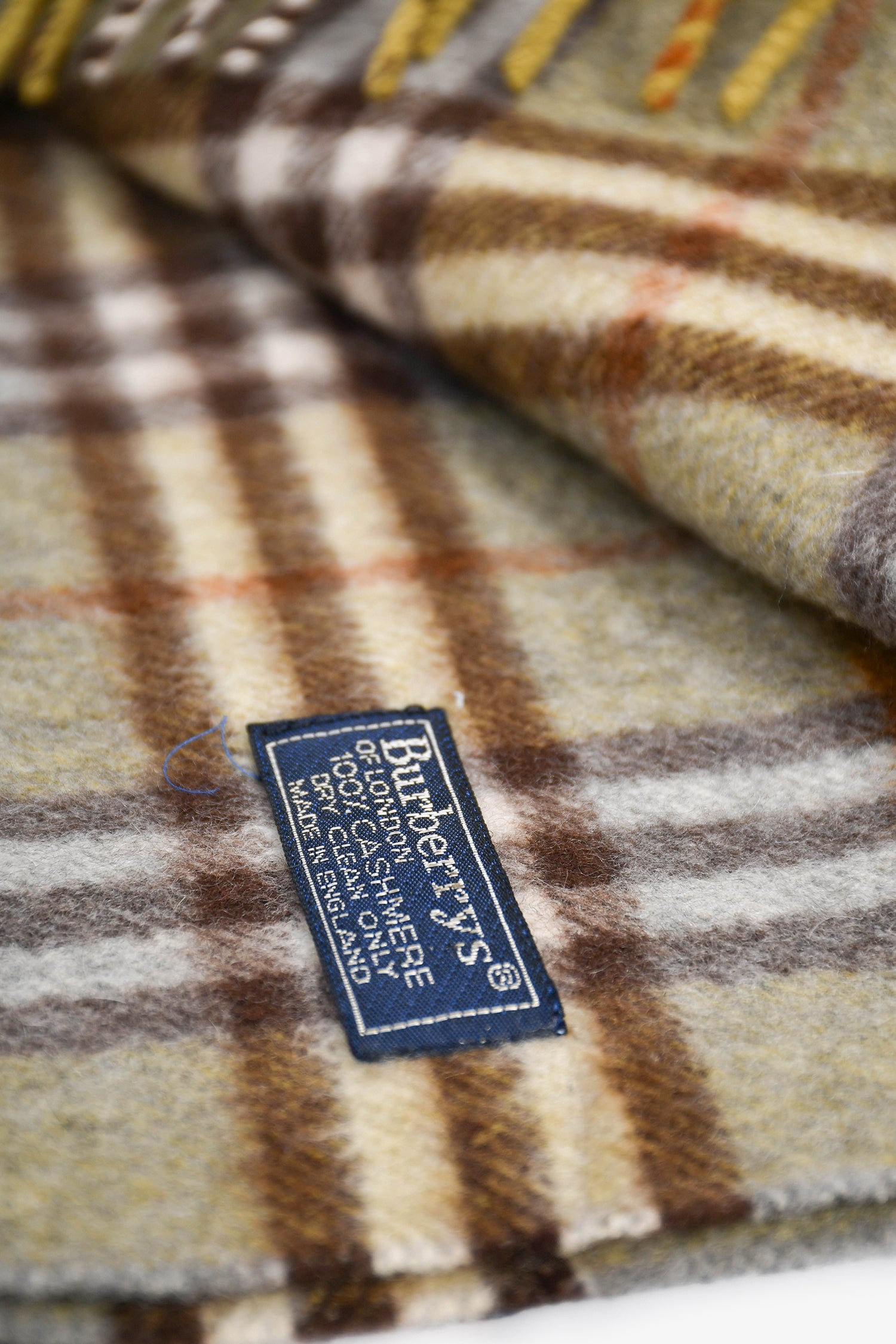 Burberrys Vintage Novacheck Cashmere Scarf – Mine & Yours