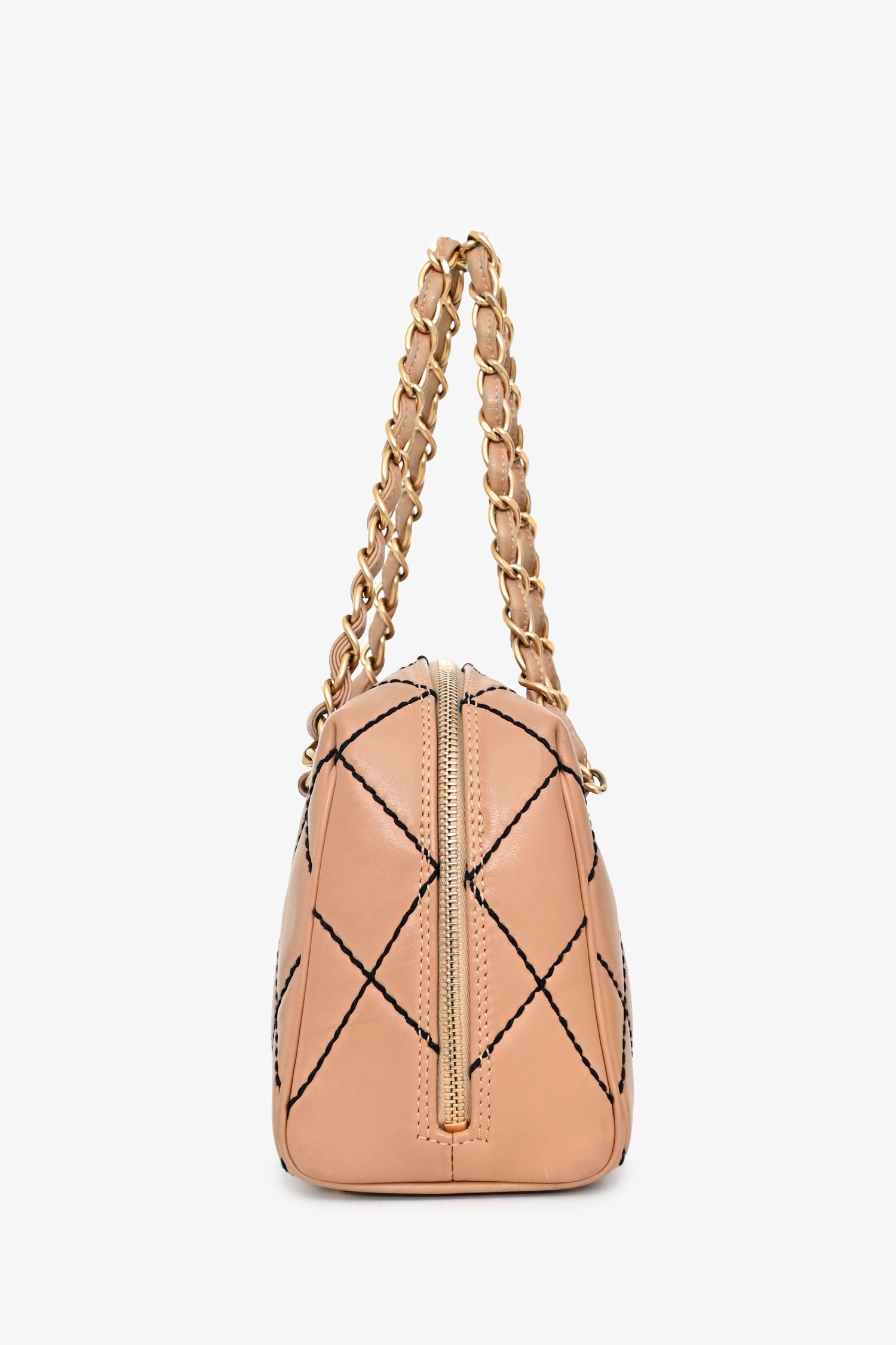 Pre-Loved Chanel™ 2003/2004 Cream Leather Wild Stitch Surpique