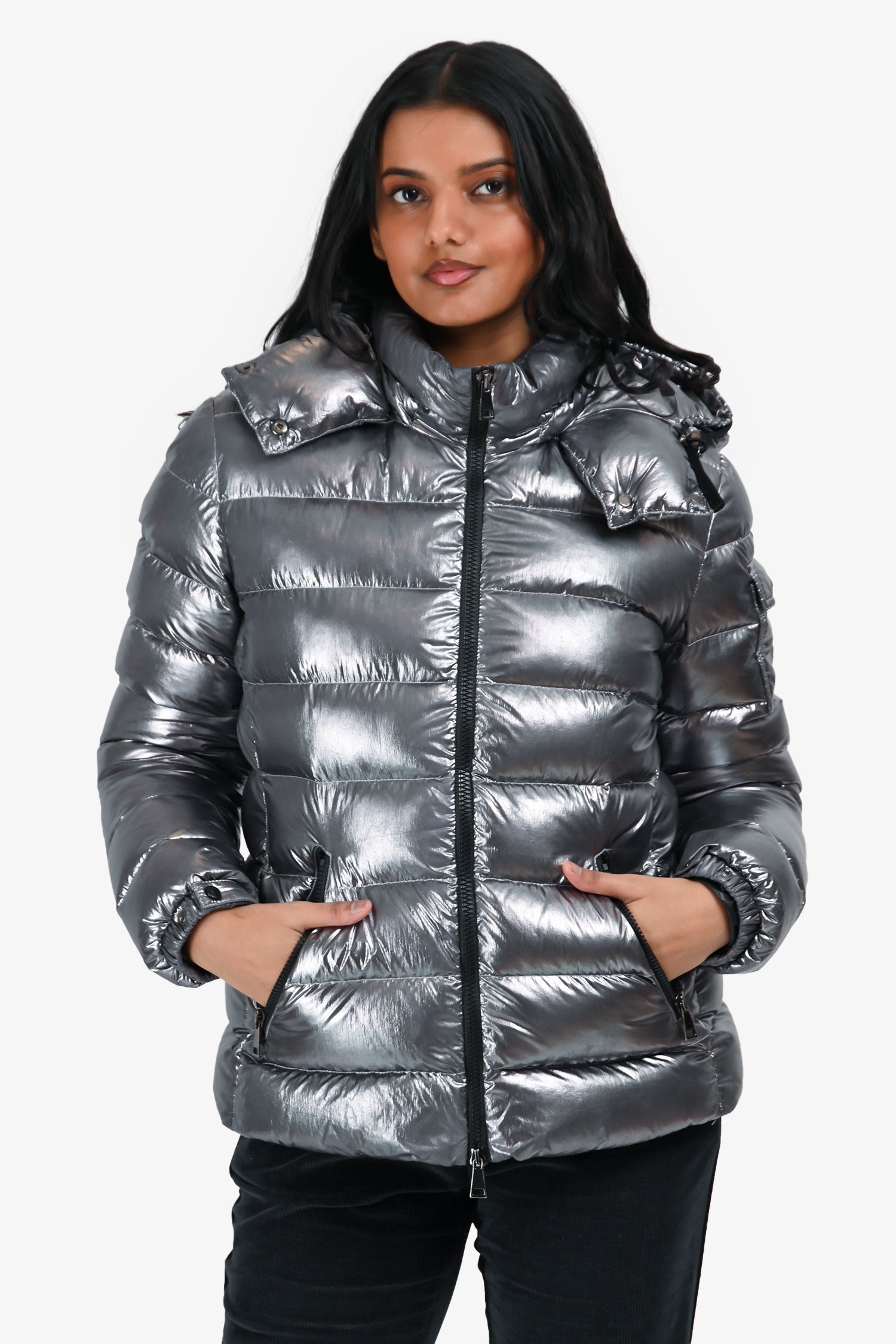 MONCLER URVILLE GUBBOTTO グレー Moncler Silver Down 'Bady Guibatto' Size 2 – Mine & Yours