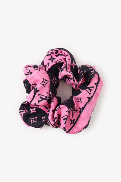 LOUIS VUITTON Be Mindful Pink Monogram Confidential Chouchou Silk Scrunchie Louis Vuitton | Accessories | Louis Vuitton Be Mindful Pink  main image 2