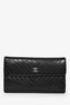 Pre-Loved Chanel™ 2006-08 Black Chevron Leather Long Wallet