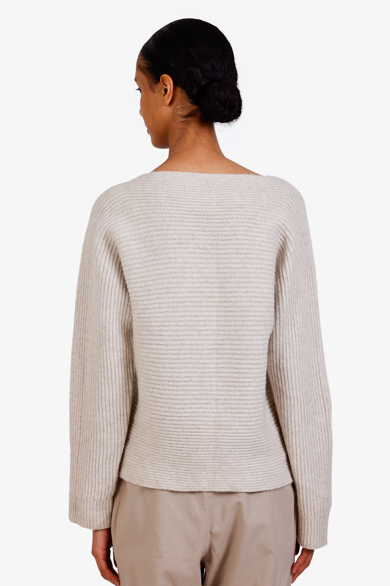 Loro Piana Beige Cashmere Knit Sweater Size 44 – Mine & Yours
