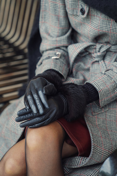 Pre-Loved Chanel™ Black Leather Fur Trim Gloves – Mine & Yours