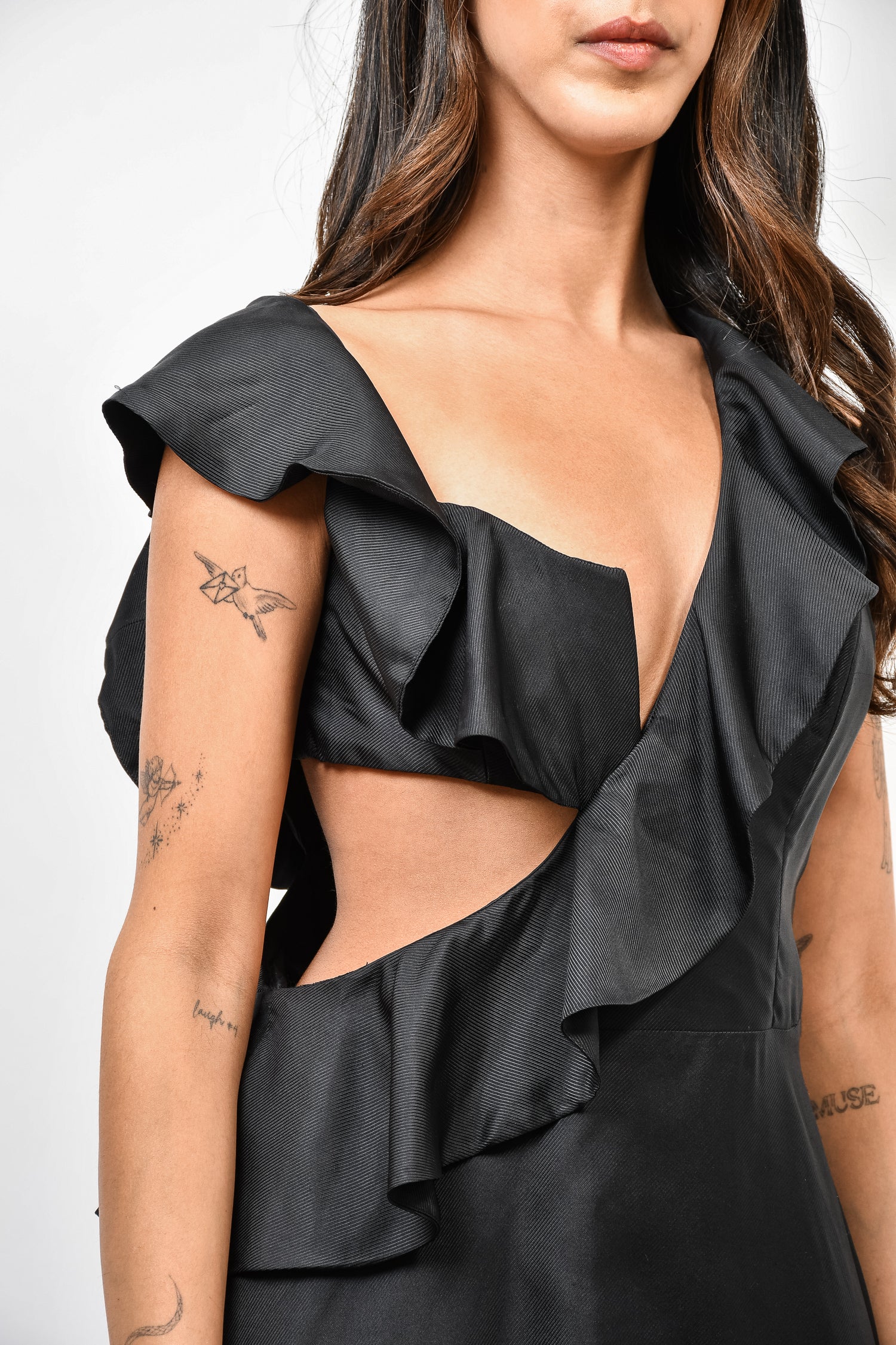 zimmermann black cut out dress Zimmermann Bow Cutout Long-Sleeve Lace-Silk Flounce Gown