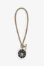 Collier chaîne Chanel 16B en métal doré avec cuir noir entrelacé, médaillon CC et fermoir à bascule