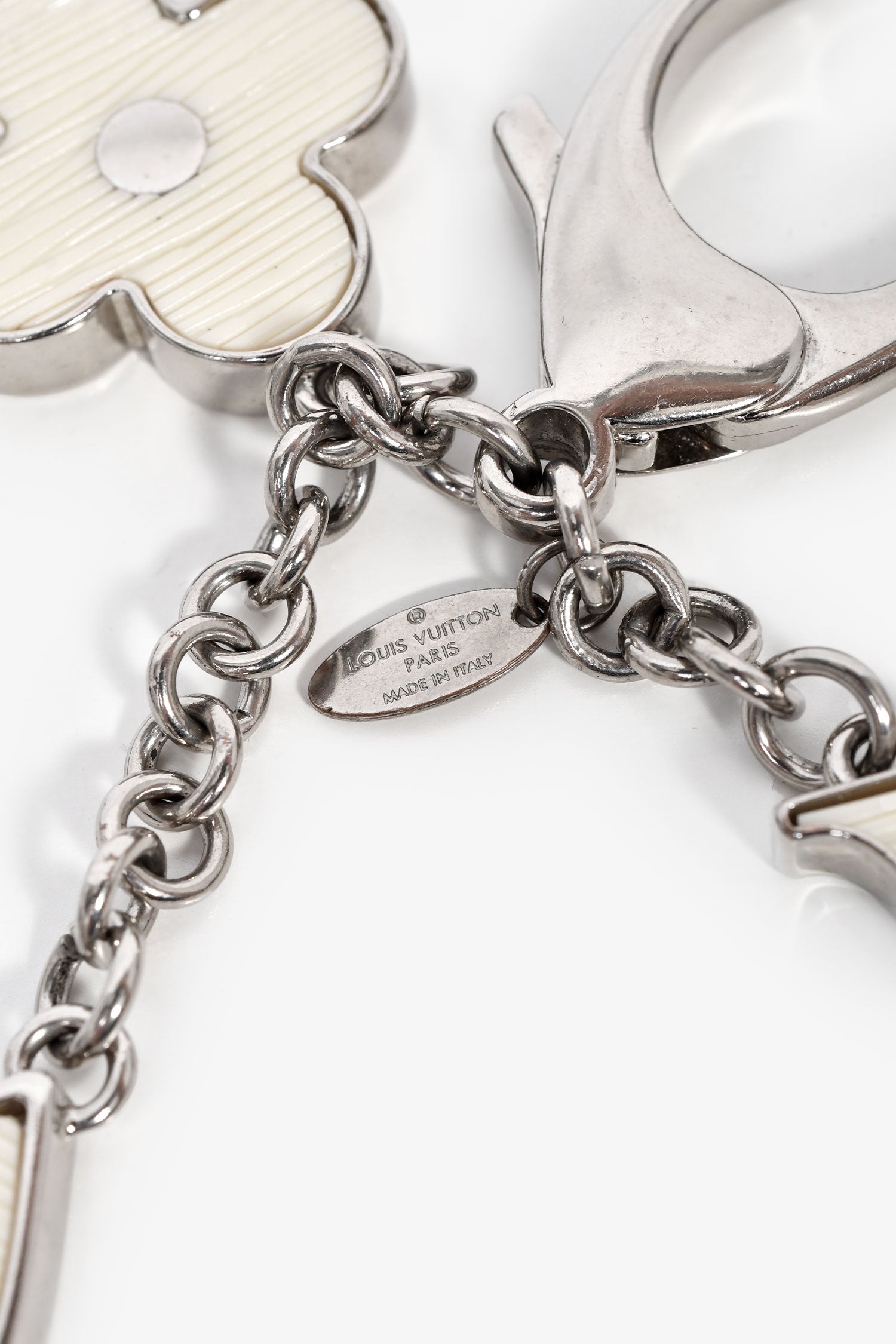 Louis Vuitton Silver Tone/White Fleur D'Epi Charm – Mine & Yours