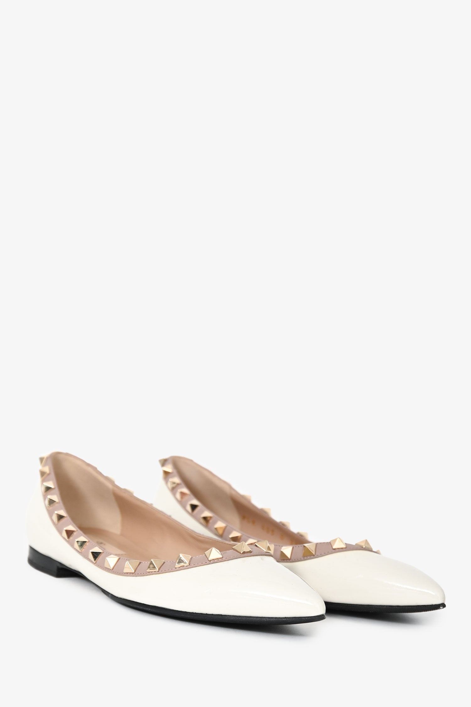 Valentino Off White Patent Leather Rockstuds Flats Size 35.5