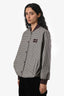 Blouson bomber Miu Miu 2024 à carreaux en laine marron et blanc avec logo, taille 36
