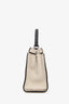 Sac à main Fendi Peek-a-Boo moyen en cuir crème avec poignée supérieure et bandoulière