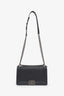 Sac Boy Chanel moyen en cuir caviar gris, collection 2018-2019, d'occasion