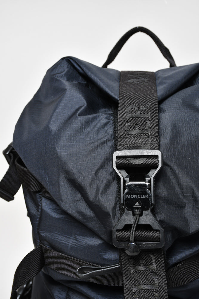 MONCLER ネイビーバックパック MONCLER モンクレール バックパック リュックサック レザー ネイビー